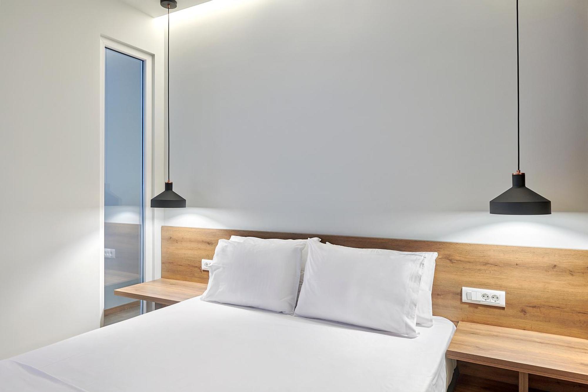 City-center In Vibrant Monastiraki, *