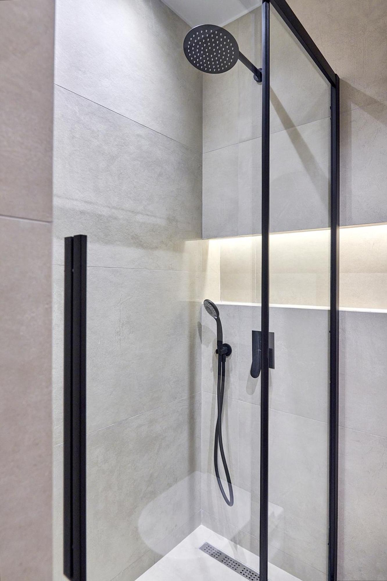 Apartment City-center In Vibrant Monastiraki, *